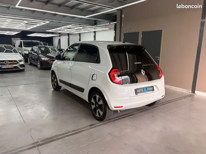 Renault Twingo 2023 photo 3