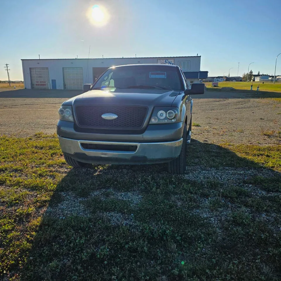 Ford F-150 2006 photo 2