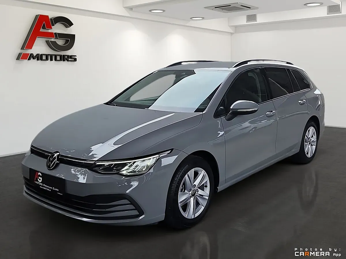 Volkswagen Golf 2023 photo 2