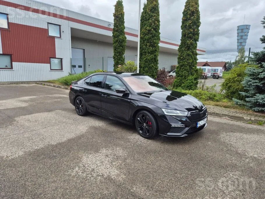 Skoda Octavia 2023 photo 2