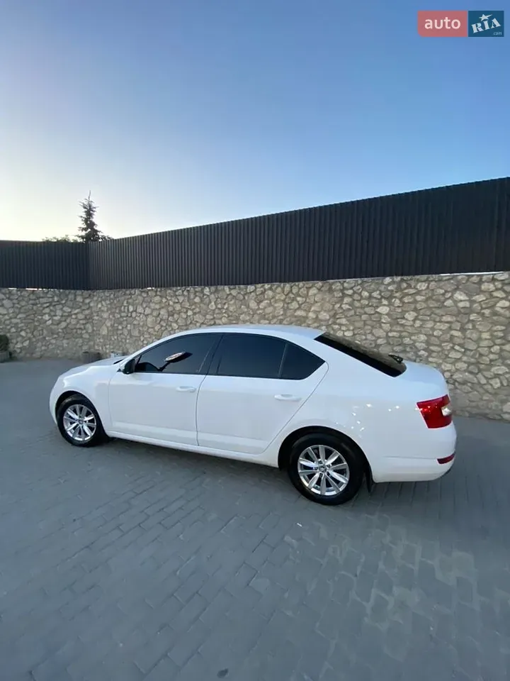 Skoda Octavia 2014 photo 5