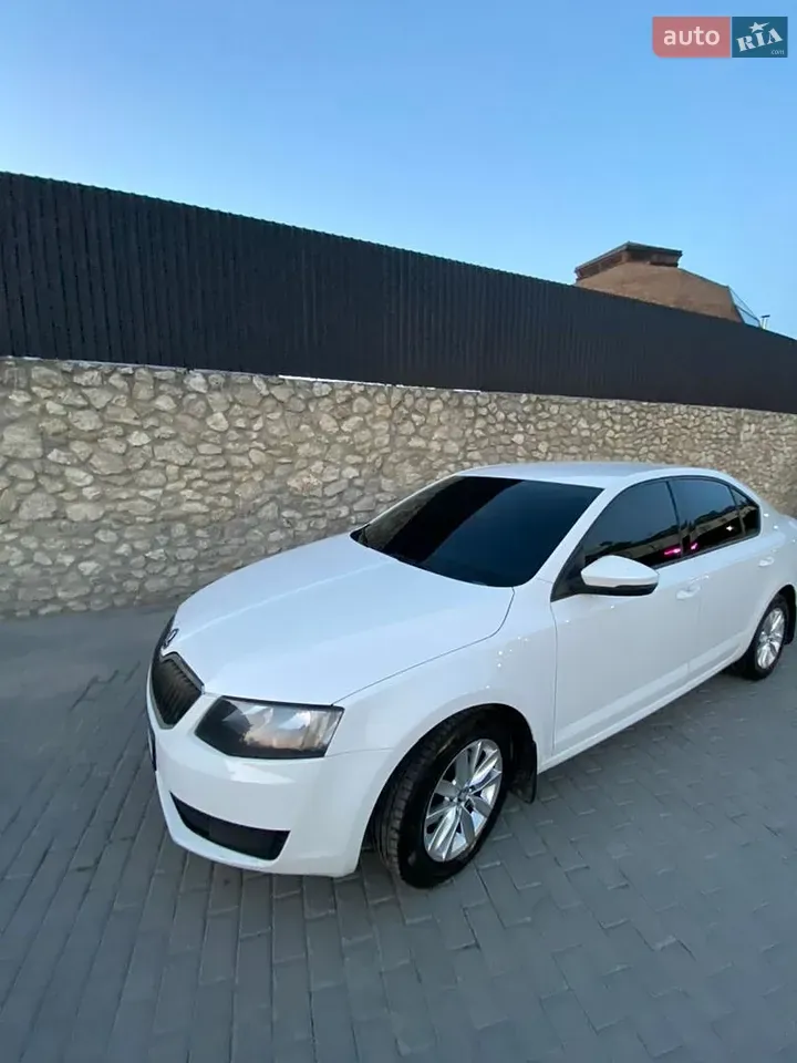 Skoda Octavia 2014 photo 4