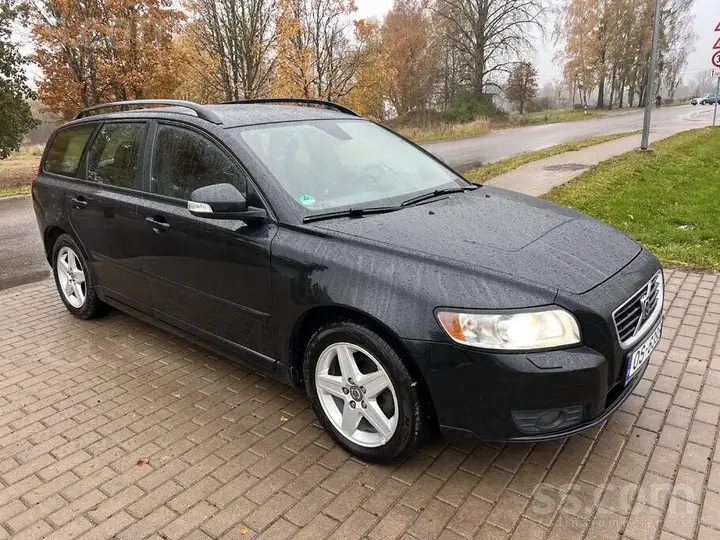 Volvo V50 2009 photo 3