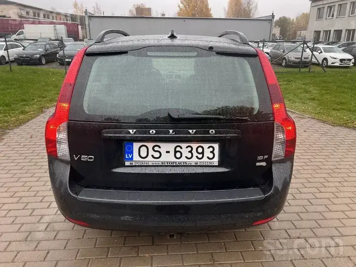 Volvo V50 2009 photo 5
