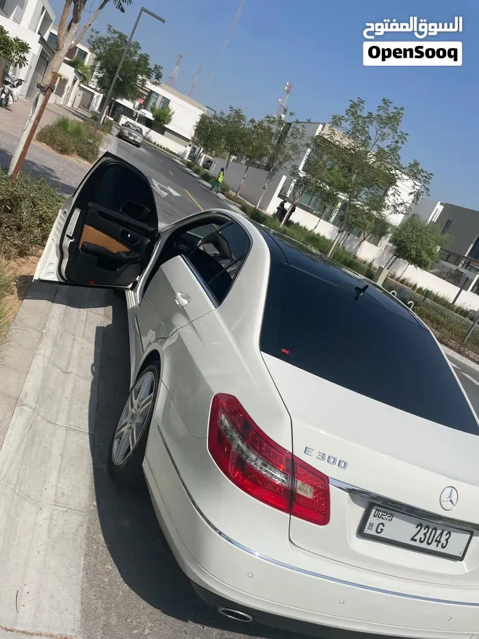 Mercedes-Benz E-Class 2010 photo 4