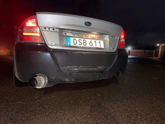 Subaru Legacy 2005 photo 4