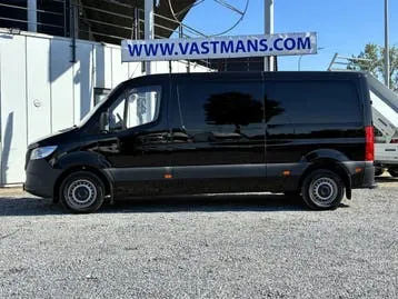 Mercedes-Benz Sprinter Combi 2023 photo 3