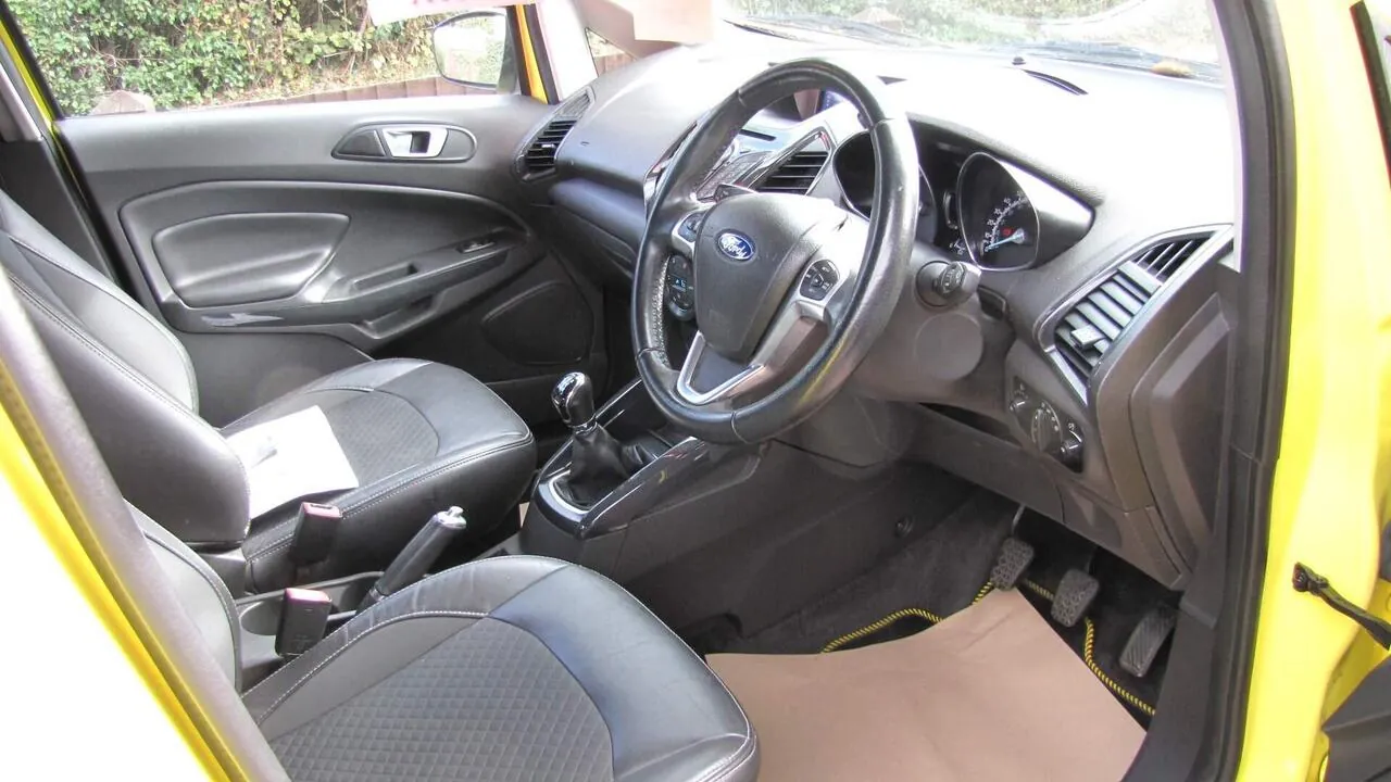 Ford Ecosport 2016 photo 2