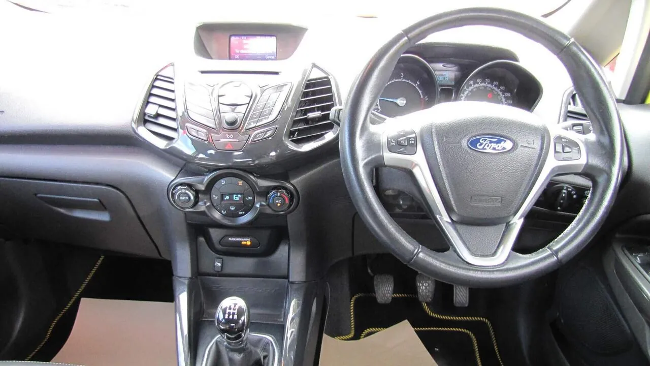 Ford Ecosport 2016 photo 3