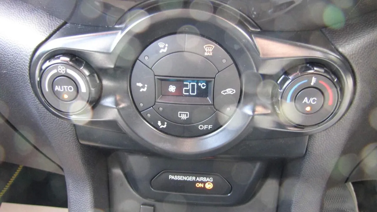 Ford Ecosport 2016 photo 5