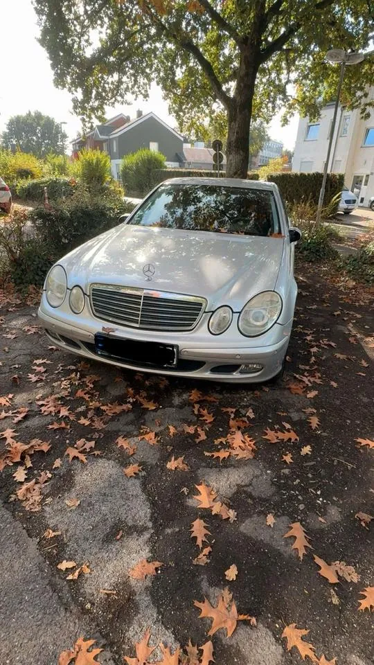 Mercedes-Benz E220Cdi