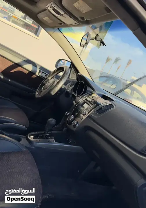 Kia Forte 2010 photo 2