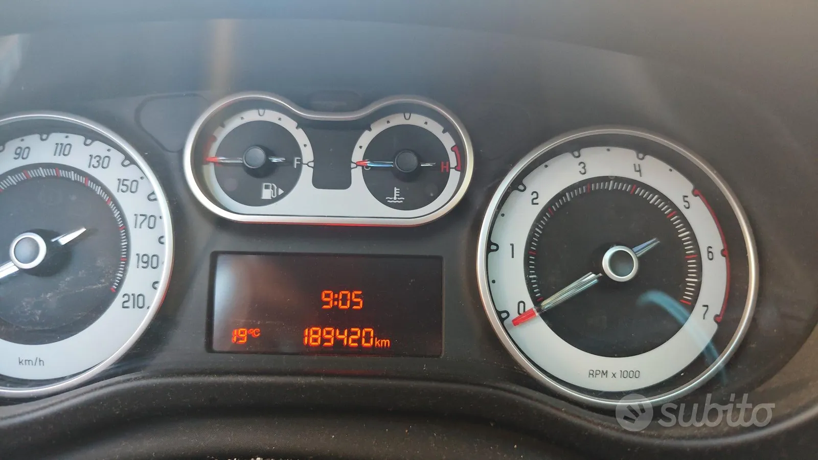 Fiat 500L 2013 photo 4