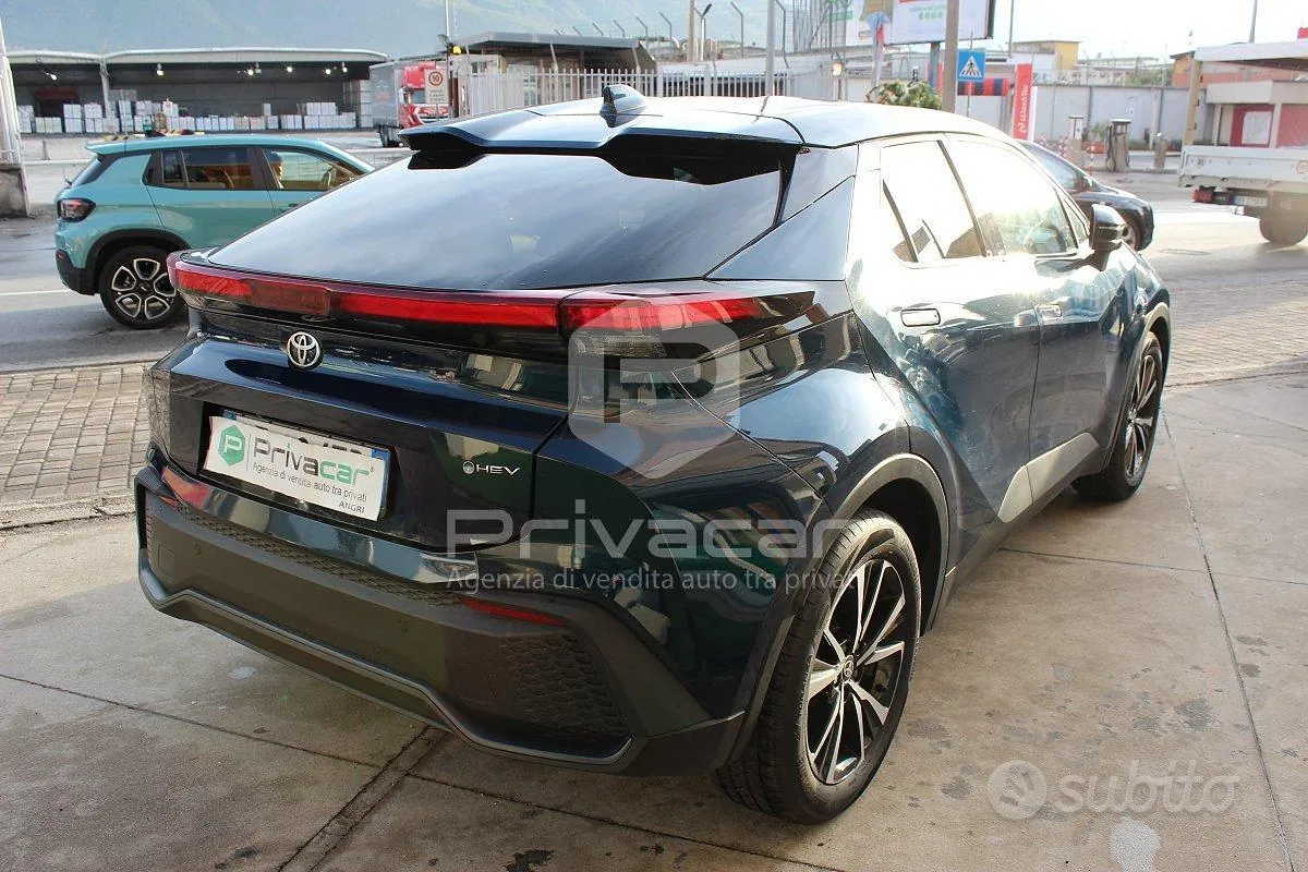 Toyota C-Hr 2025 photo 5