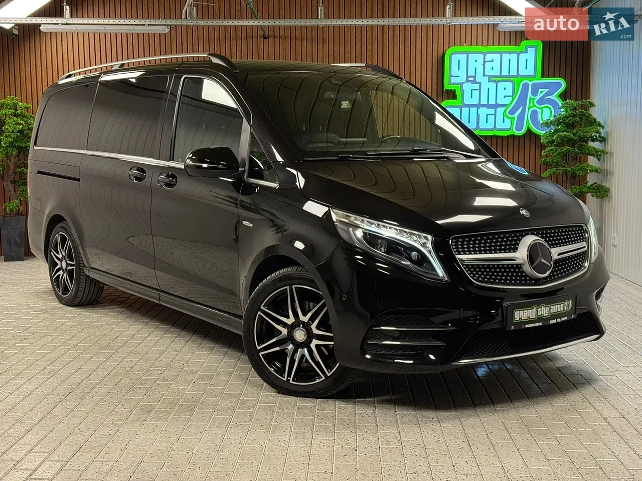 Mercedes-Benz V-Class 2017 photo 4