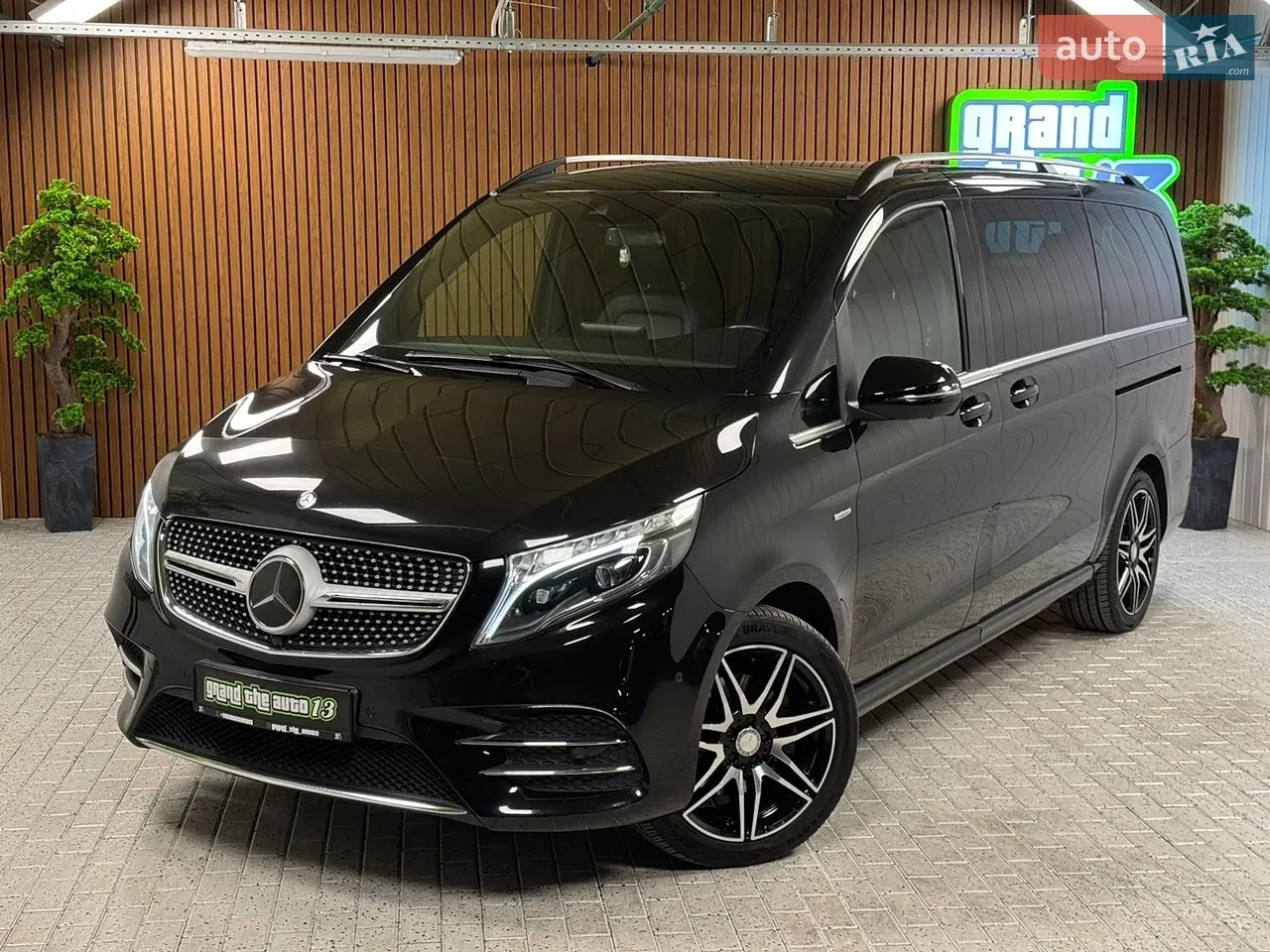 Mercedes-Benz V-Class 2017 photo 5