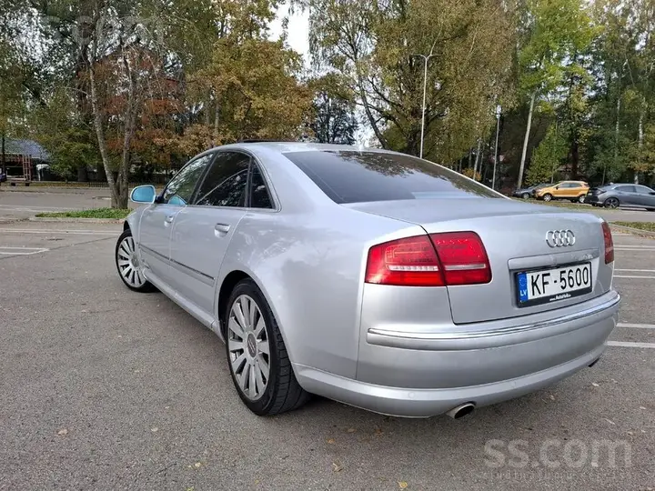 Audi A8 2008 photo 3