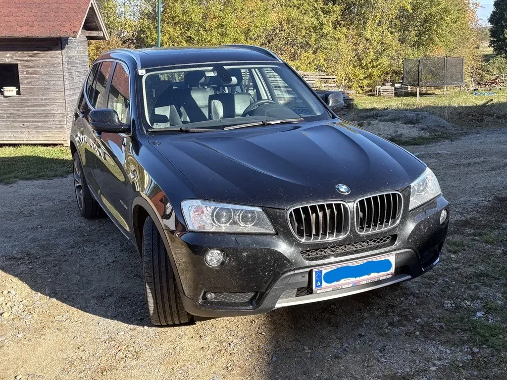 BMW X3 2011 photo 2