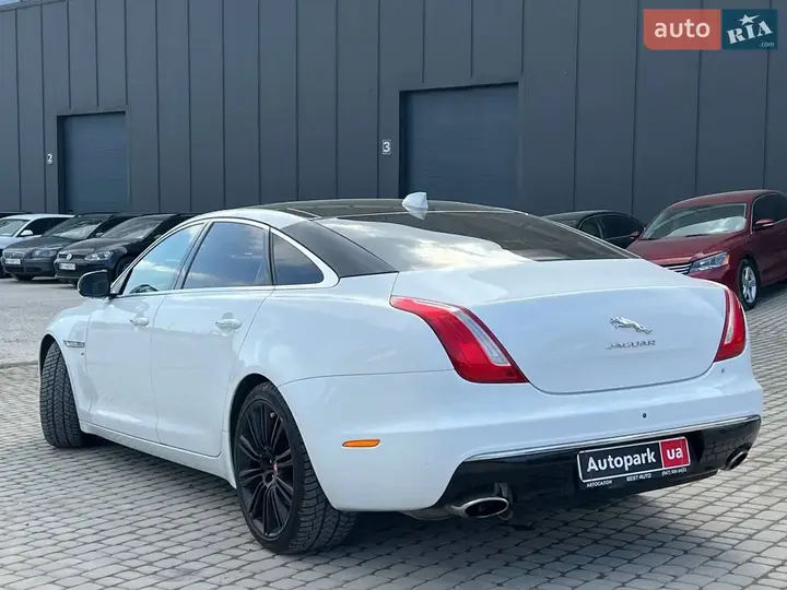 Jaguar Xj 2017 photo 5