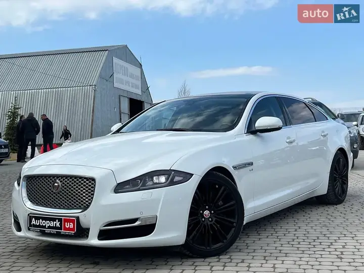 Jaguar Xj