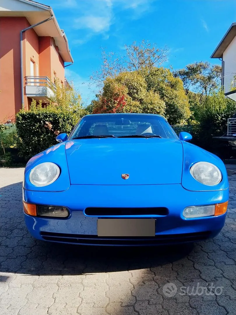 Porsche 968