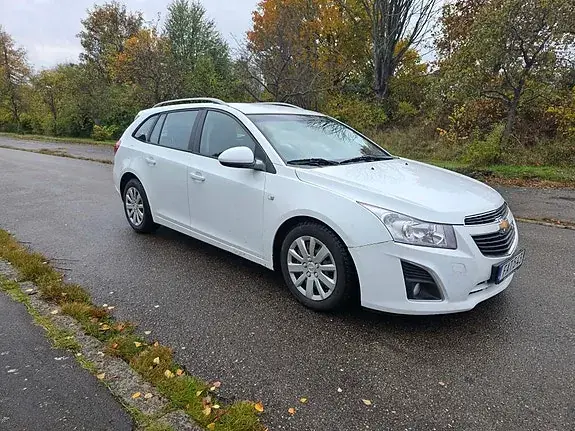 Chevrolet Cruze 2013 photo 2