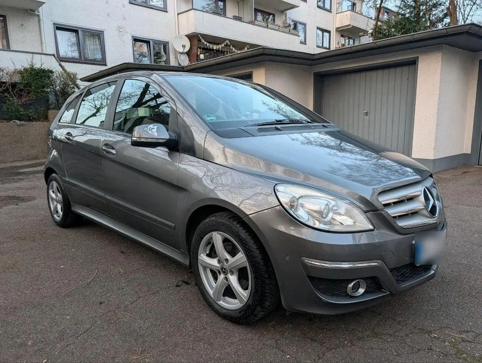 Mercedes-Benz B-Class