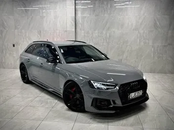 Audi Rs4 2018 photo 2