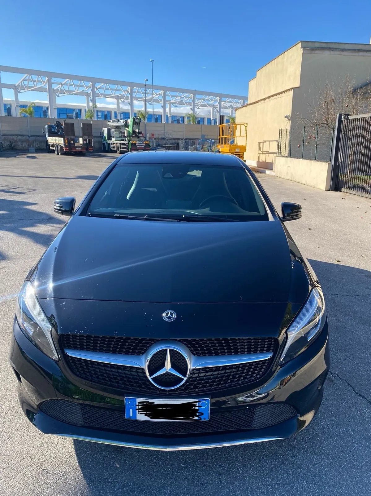 Mercedes-Benz A180 2018 photo 2