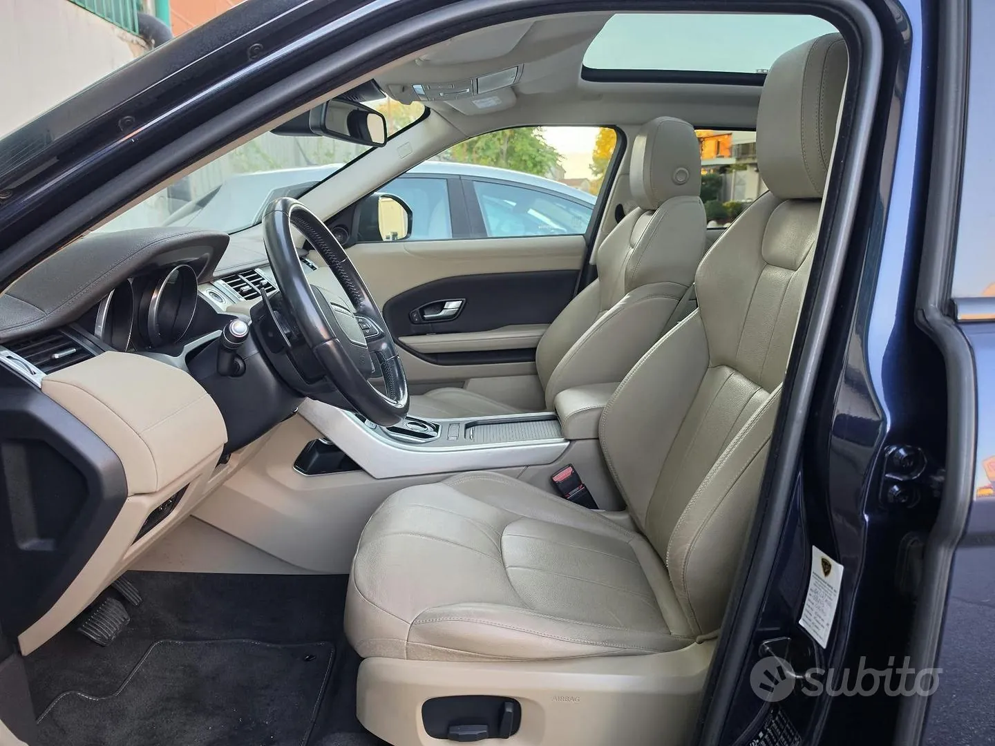 Land Rover Range Rover Evoque 2018 photo 5
