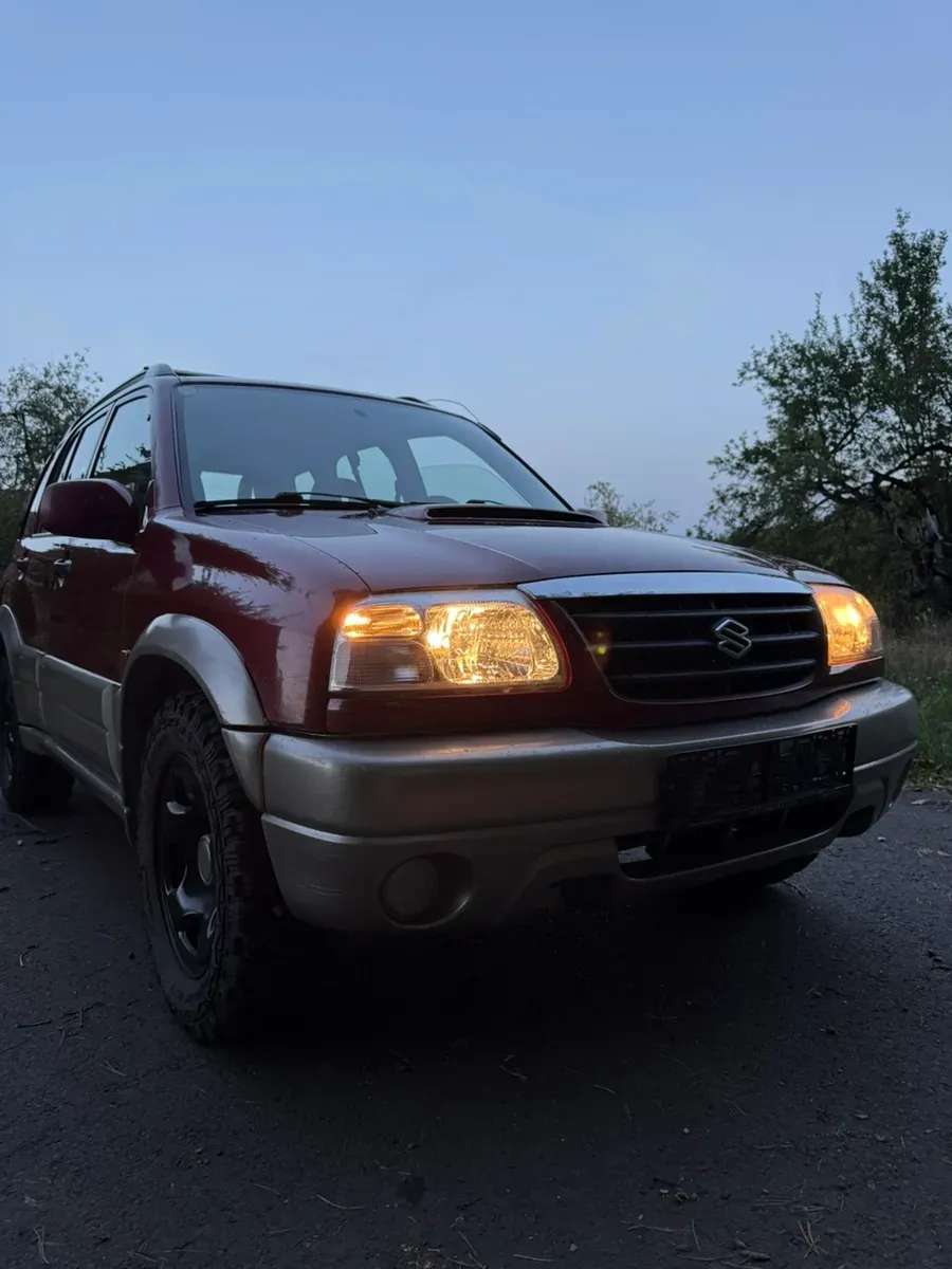 Suzuki Vitara 2003 photo 2