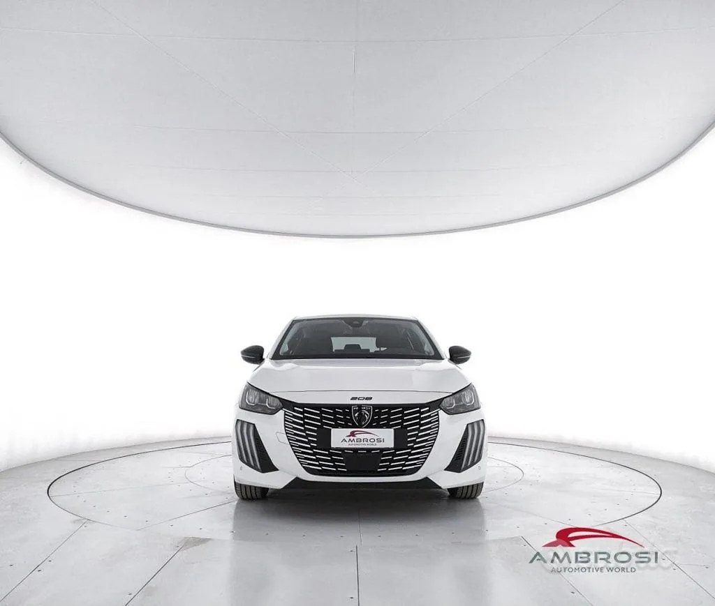 Peugeot 208 2025 photo 5