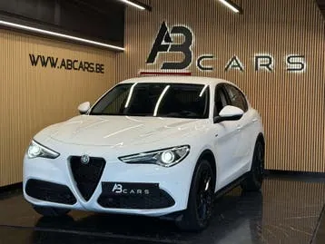 Alfa Romeo Stelvio 2022 photo 2