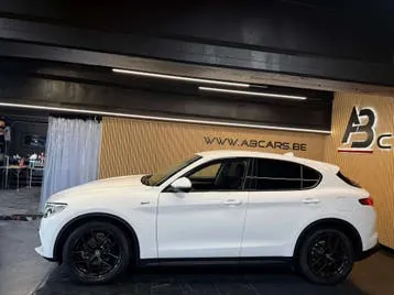 Alfa Romeo Stelvio 2022 photo 3