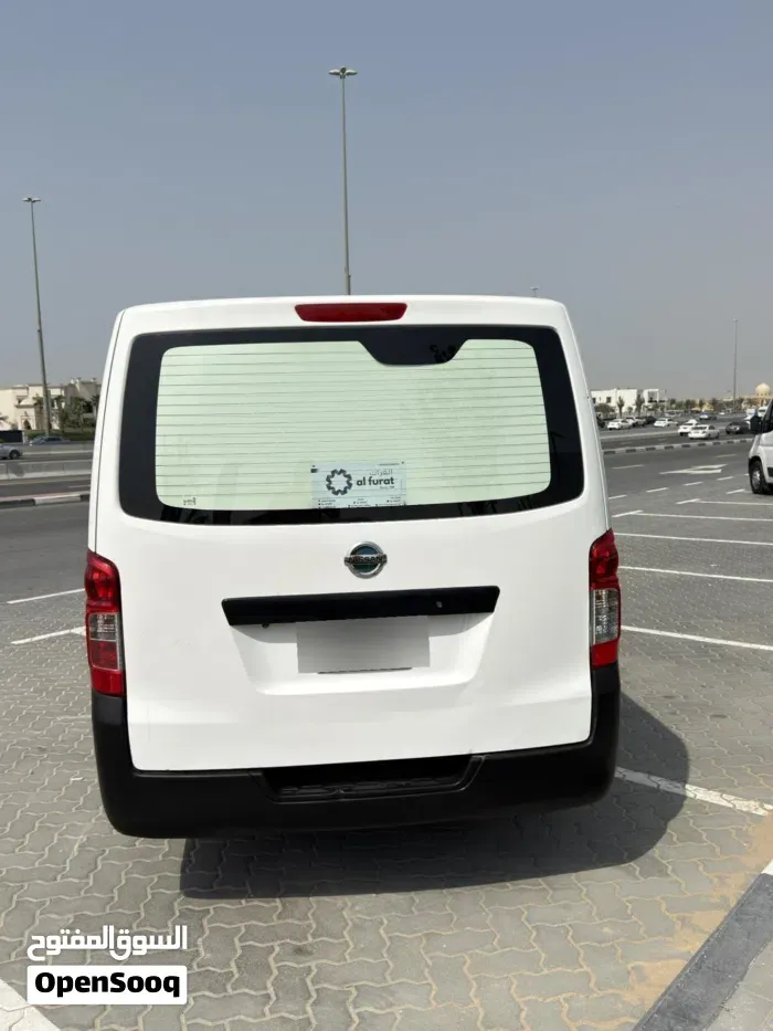 Nissan Urvan 2021 photo 4
