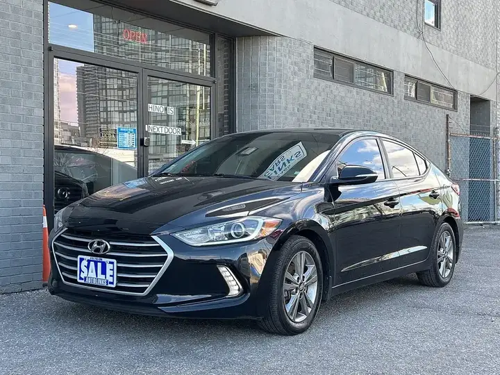 Hyundai Elantra 2017 photo 2