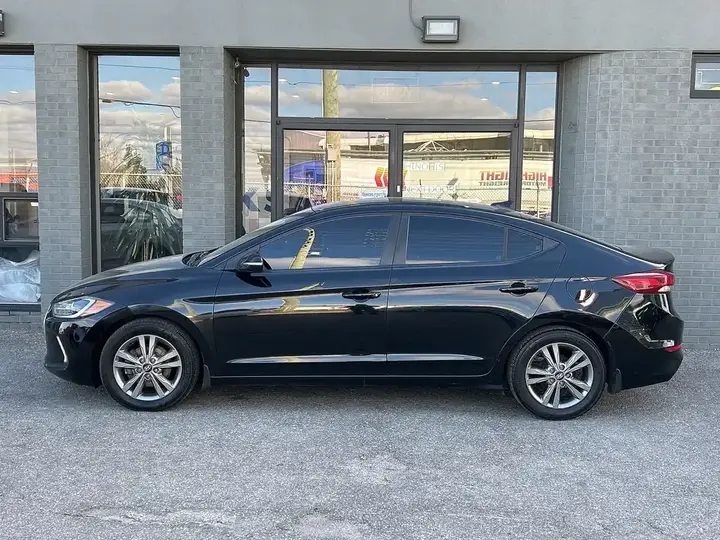 Hyundai Elantra 2017 photo 3