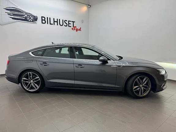 Audi A5 2018 photo 2