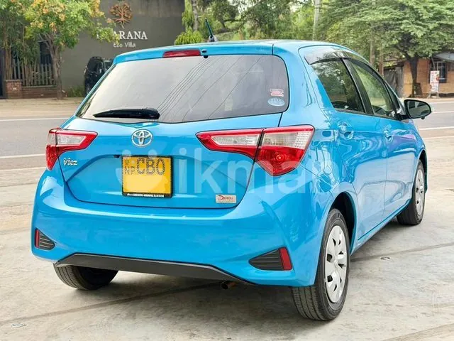 Toyota Vitz 2017 photo 4