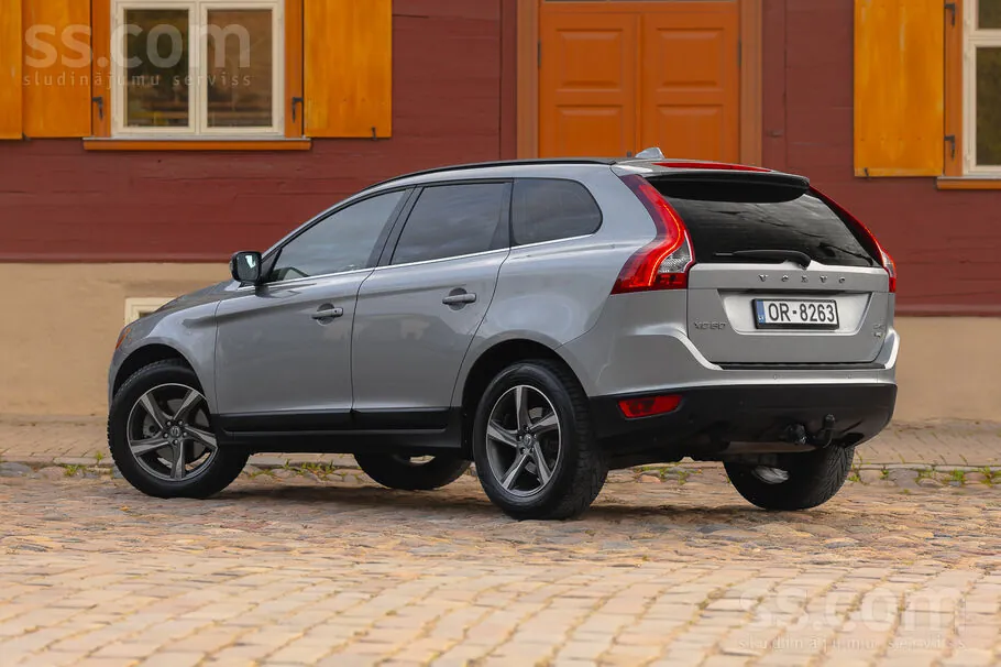 Volvo Xc60 2010 photo 2