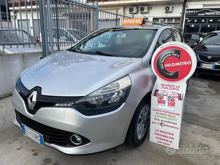 Renault Clio 2013 photo 2