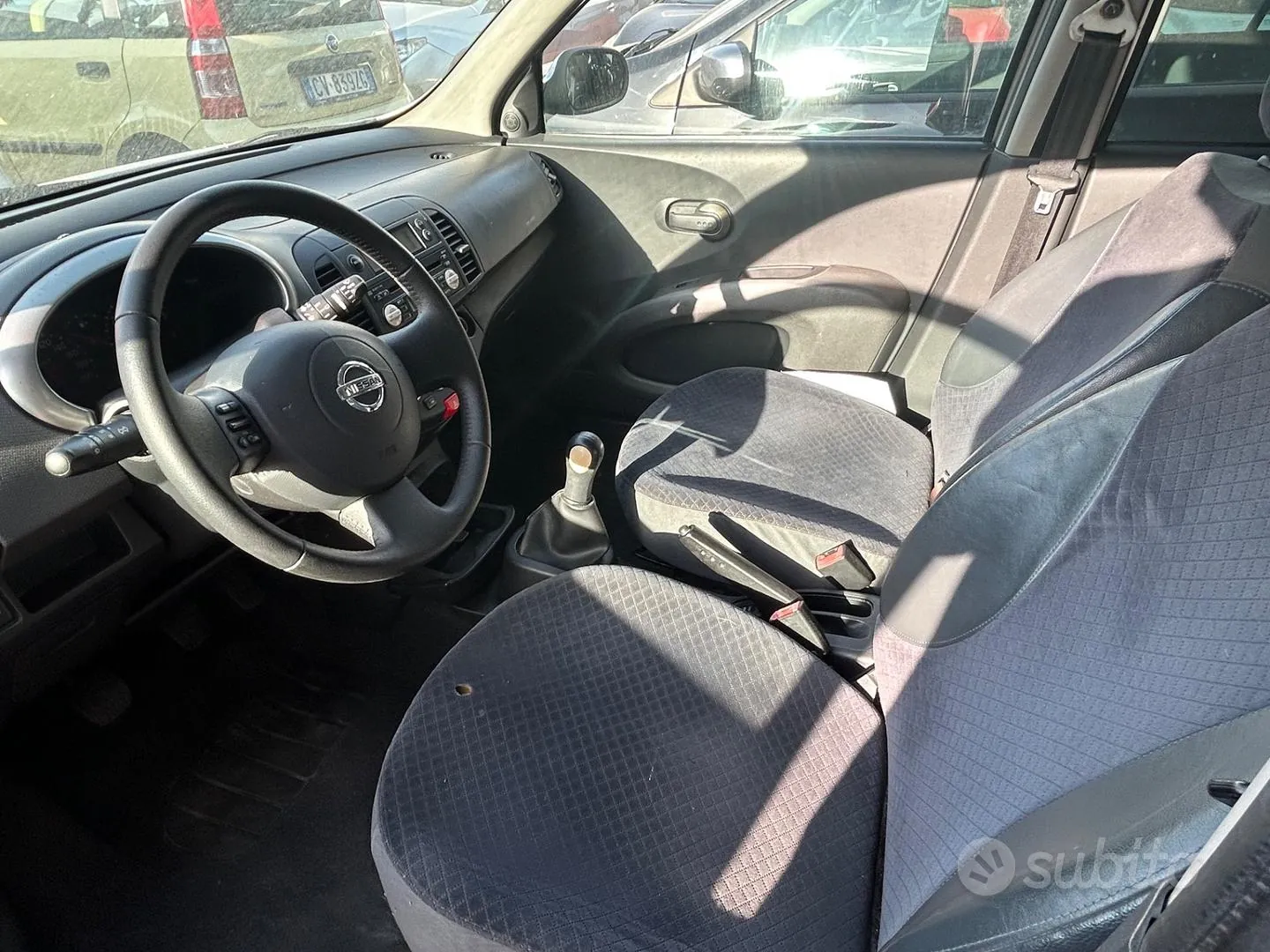 Nissan Micra 2004 photo 5