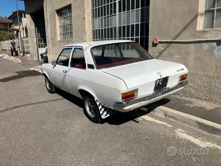 Opel Ascona 1970 photo 2