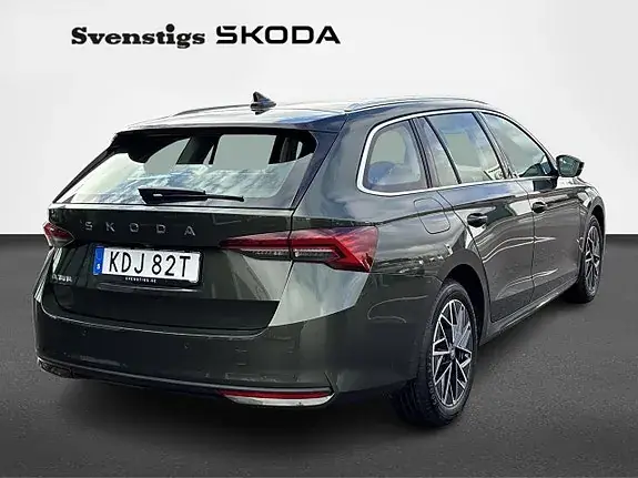 Skoda Octavia 2027 photo 5