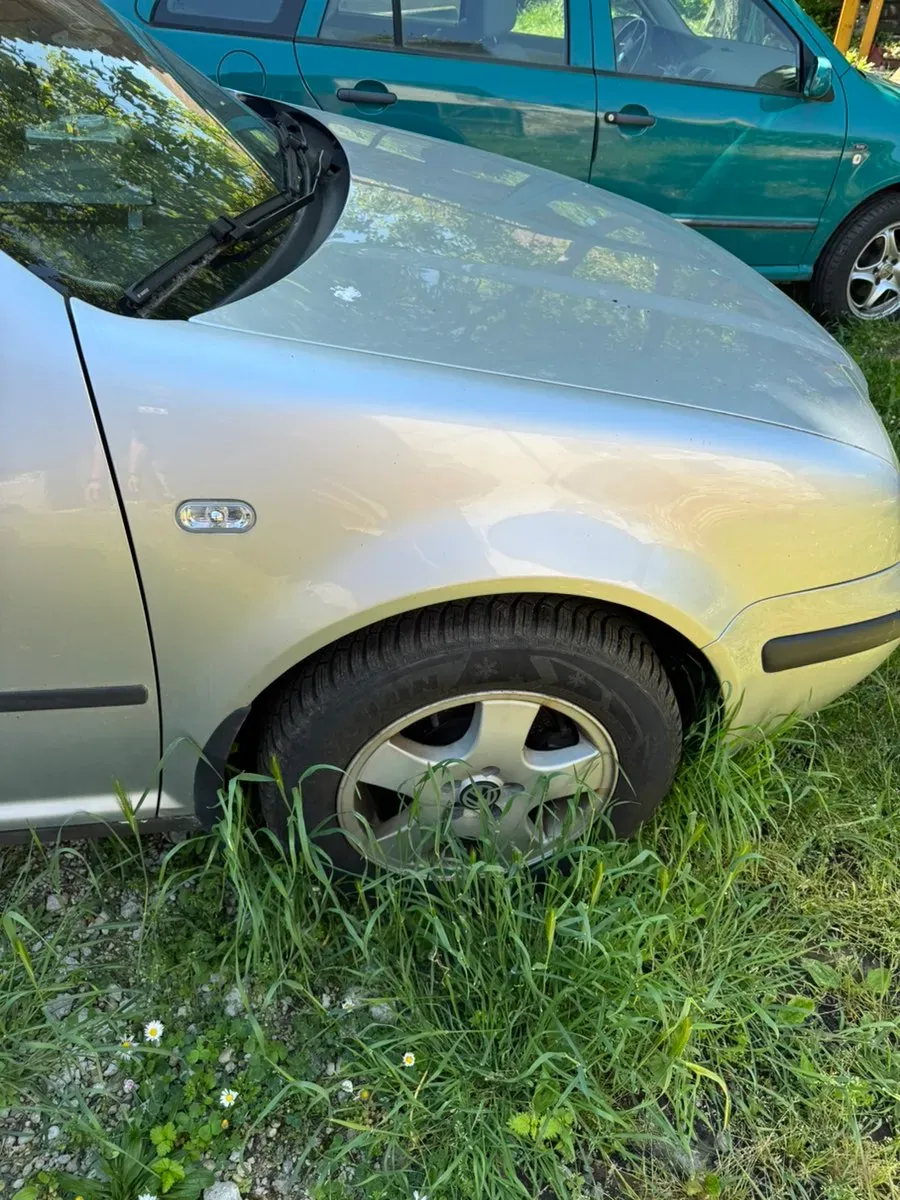 Volkswagen Bora 2003 photo 2
