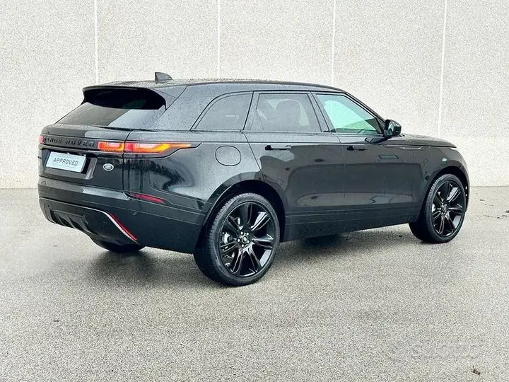 Land Rover Velar 2023 photo 2