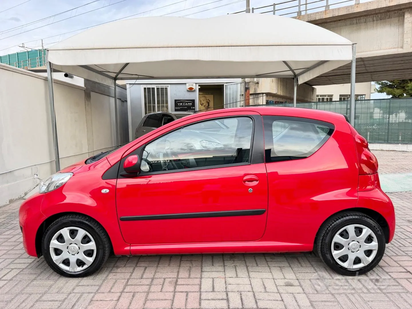 Peugeot 107 2009 photo 3