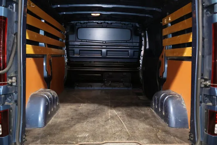 Renault Trafic 2021 photo 2