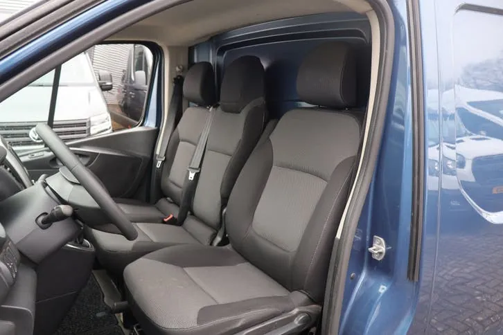 Renault Trafic 2021 photo 3