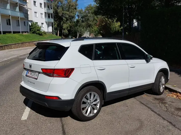 Seat Ateca 2018 photo 2